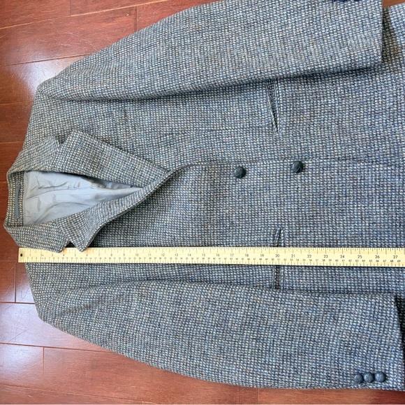 Harris Tweed Men's Classic Gray Checkered Blazer - Picture 6 of 8